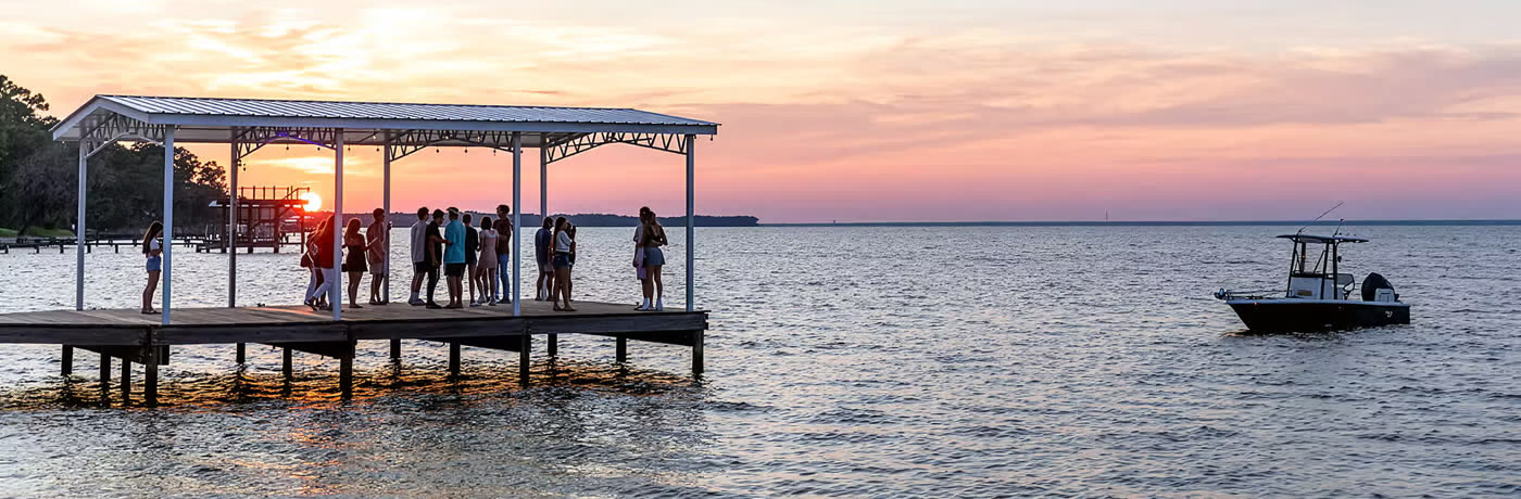North Beach Social in Nearby on Hwy 331, near Scenic Highway 30A